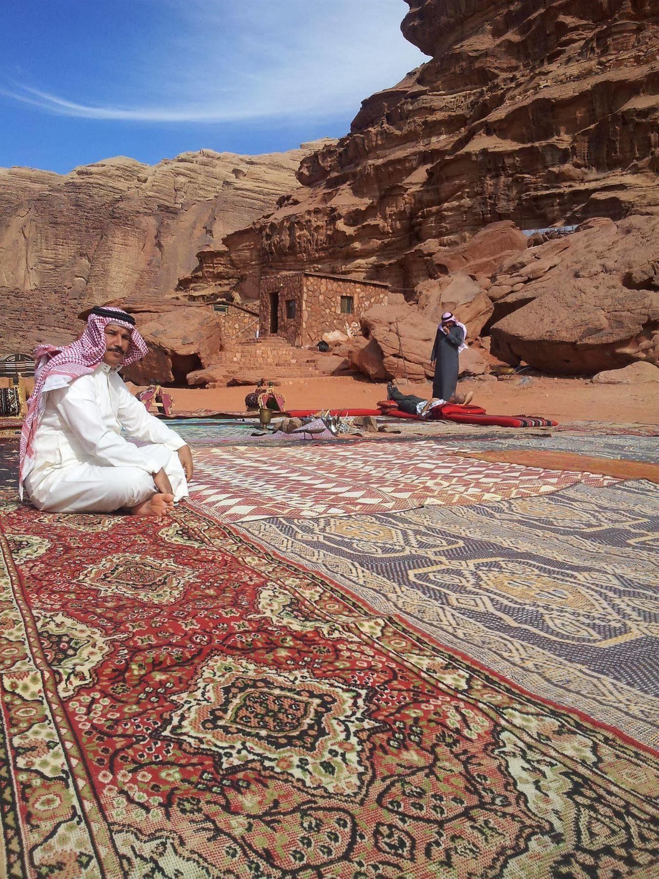 Wadi Rum Caravan Camp Bagian luar foto