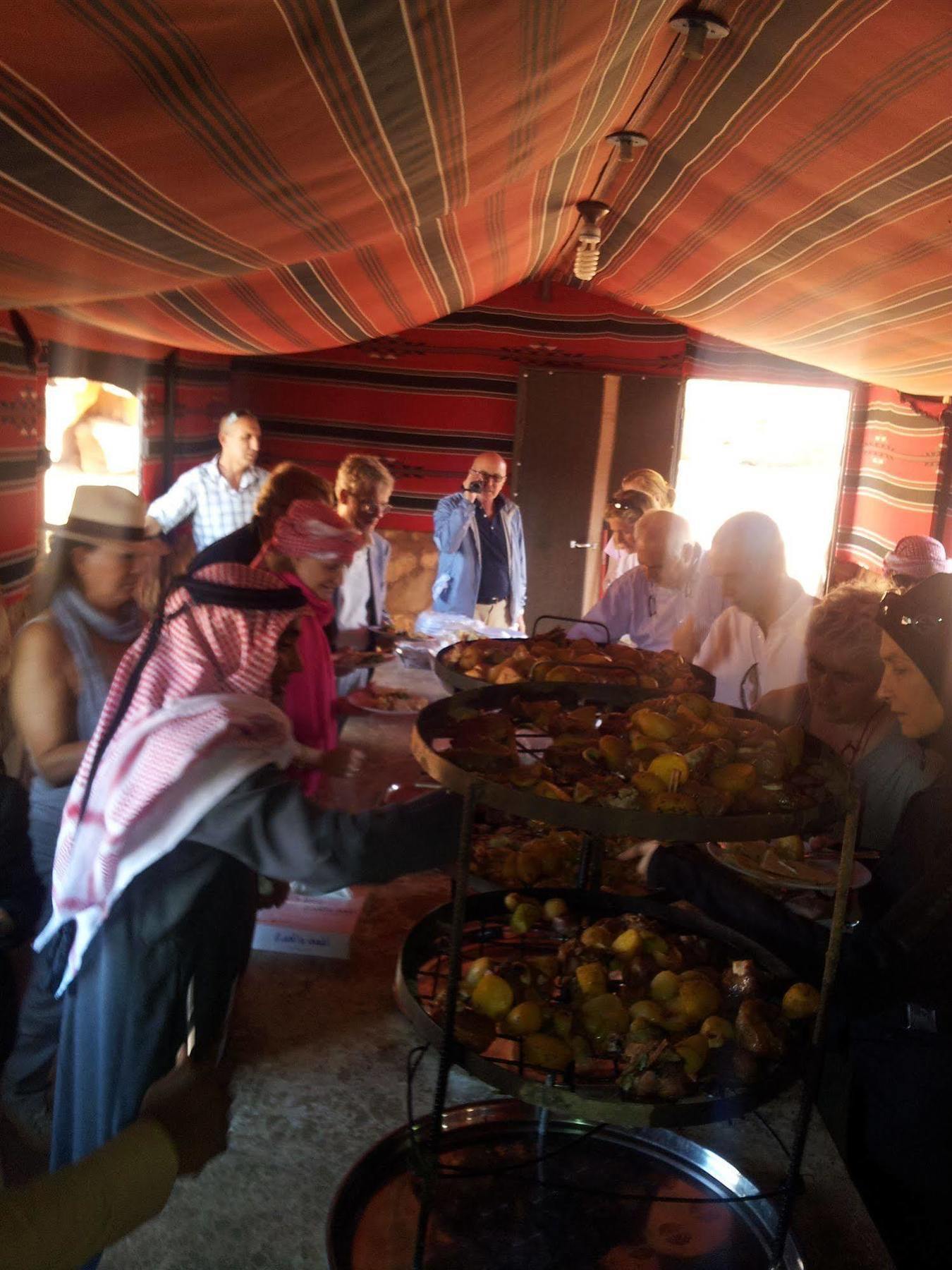 Wadi Rum Caravan Camp Bagian luar foto